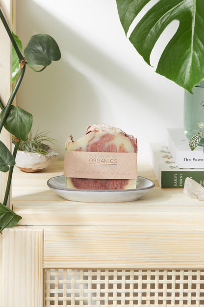 Jasmine, Atlas Cedar & Pine Organic Soap - Kadaluu